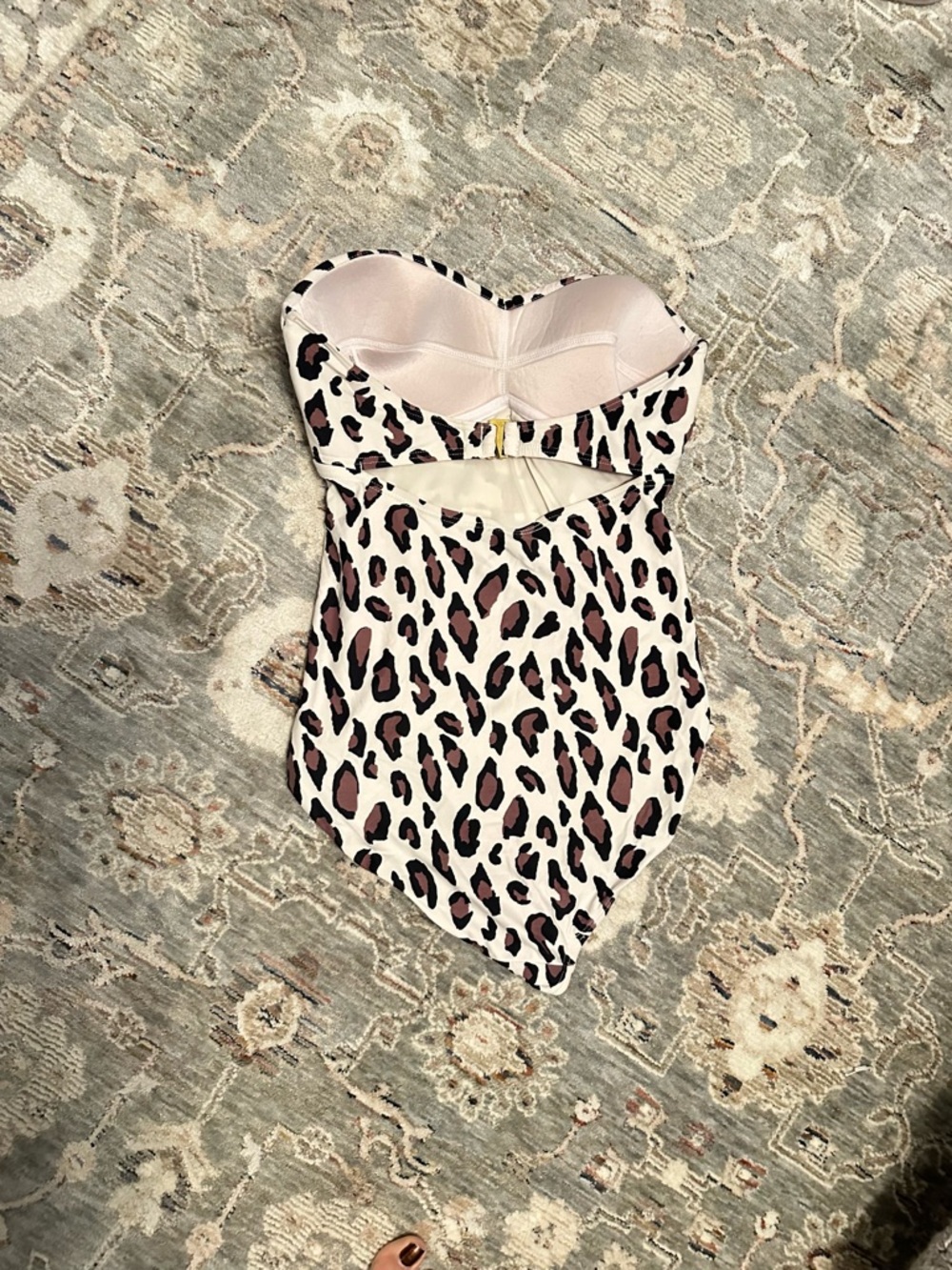 DKNY Leopard Print Ruched Bandeau - One Piece Swimsuit sz 10 Animal Print - Picture 5 of 5